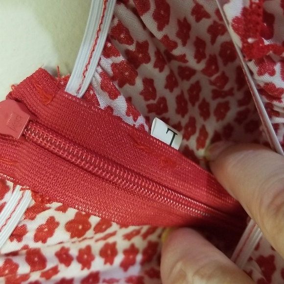 Ditzy Floral Girly Dress - Picture 7 of 9